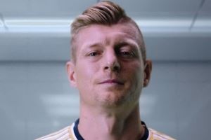 传奇！皇马官方：克罗斯在FC26游戏中将是ICON卡