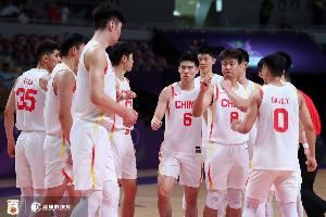 中国男篮首节以25-24领先韩国男篮1分 赵睿6分余嘉豪5分胡金秋4分