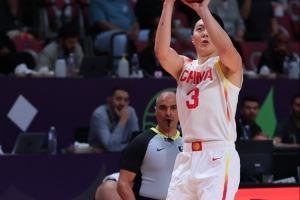 媒体人：若胡明轩最后绝杀进了 那将是人类篮球史浓墨重彩的一笔