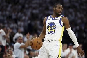 Marks：库明加1月15日前交易受限 签下霍福德后将触发硬工资帽