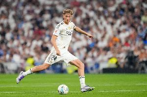 20岁稳坐皇马主力！赫伊森身价再涨1000万，现7000万排中卫榜第6